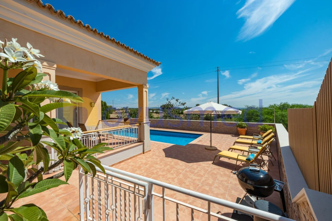 Moradia T4 para Venda em Albufeira e Olhos de Água Foto 25