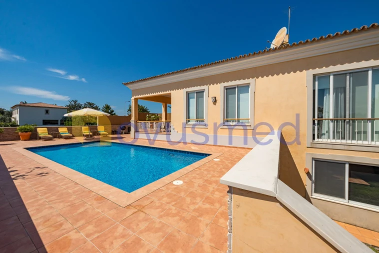 Moradia T4 para Venda em Albufeira e Olhos de Água Foto 23
