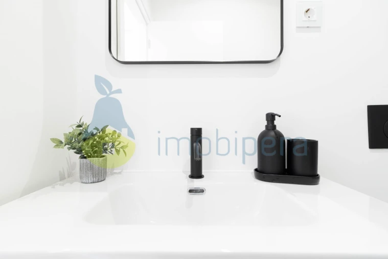 Moradia T5 para Venda em São Marcos da Serra Foto 36