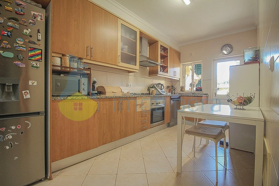 Apartamento T3 para Venda em Ferreiras Foto 9