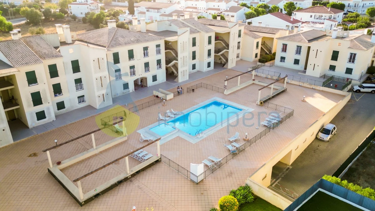 Apartamento T3 para Venda em Ferreiras Foto 1