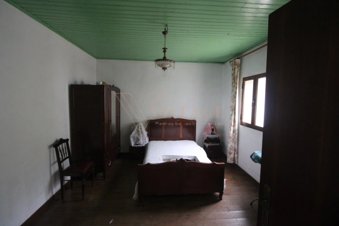 Moradia T3 para Venda em Portela e Extremo Foto 4