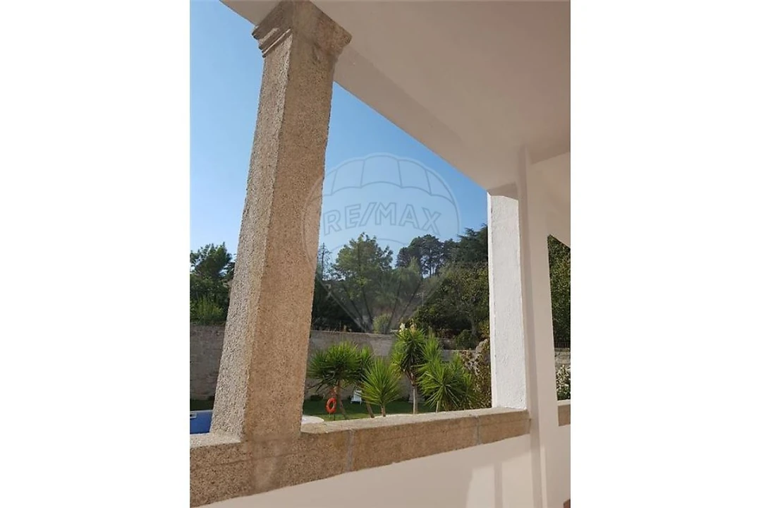 Prédio para Venda em Abrunhosa-A-Velha Foto 11