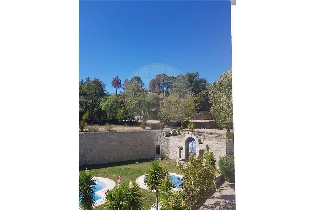 Prédio para Venda em Abrunhosa-A-Velha Foto 14