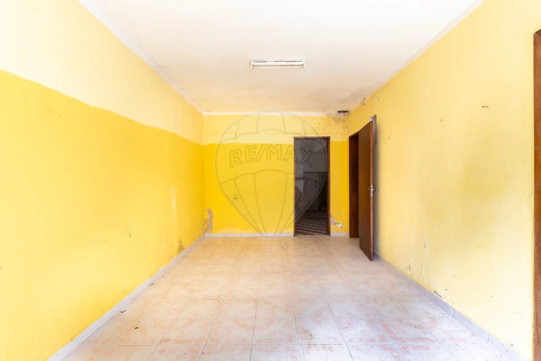 Moradia T5 para Venda em Campelos e Outeiro da Cabeça Foto 7