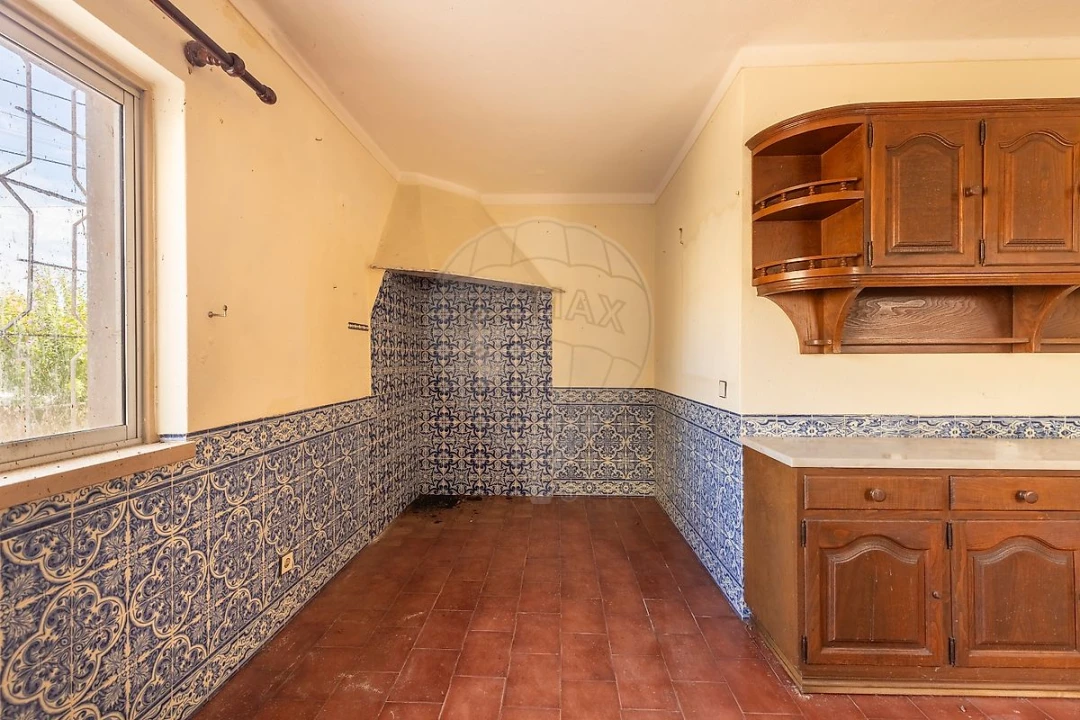 Moradia T5 para Venda em Campelos e Outeiro da Cabeça Foto 11