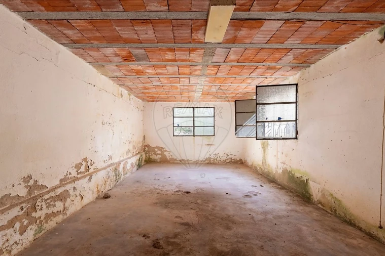 Moradia T5 para Venda em Campelos e Outeiro da Cabeça Foto 29