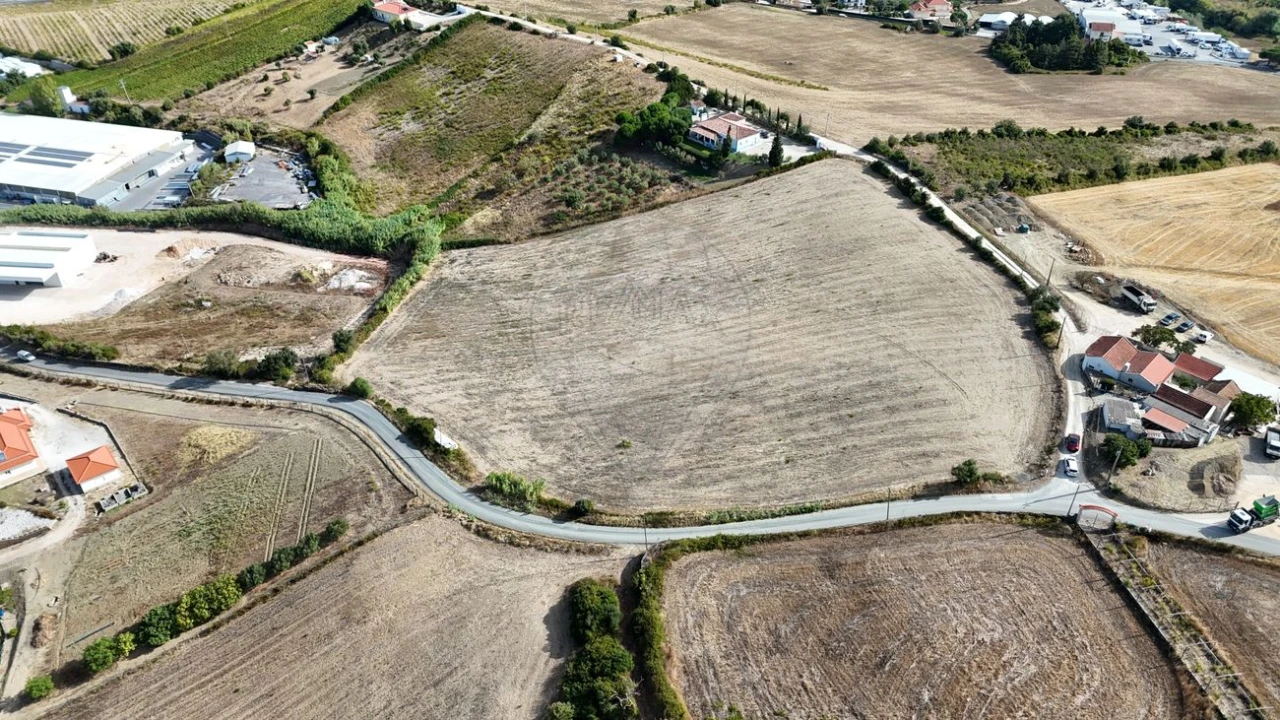 Terreno para Venda em Arruda dos Vinhos Foto 5