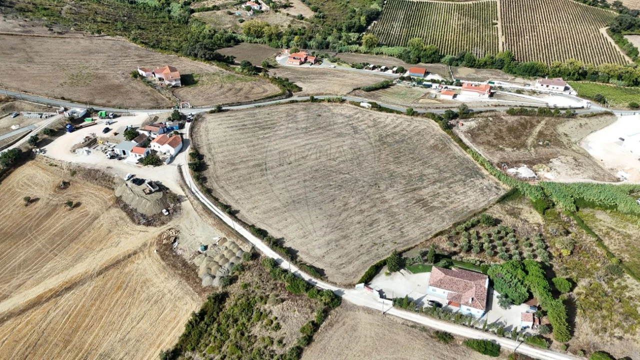 Terreno para Venda em Arruda dos Vinhos Foto 2