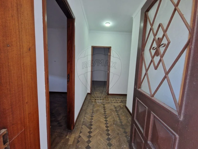 Moradia T5 para Venda em O. Azeméis, Riba-Ul, Ul, Macinhata Seixa, Madail Foto 19