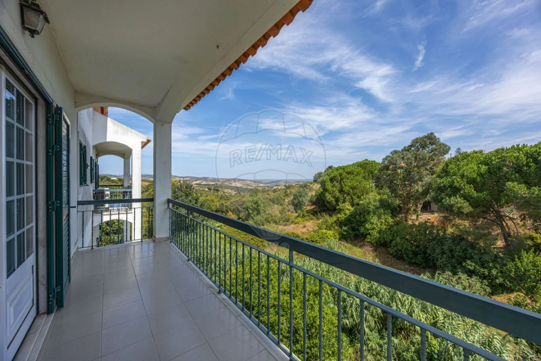 Moradia T6 para Venda em Cardosas Foto 29