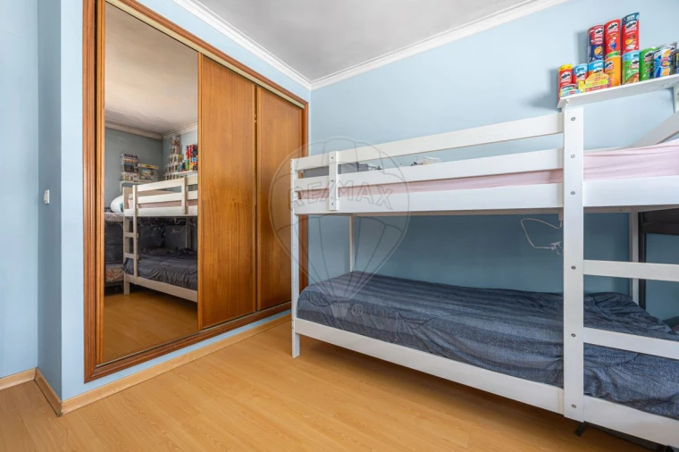 Moradia T6 para Venda em Cardosas Foto 8