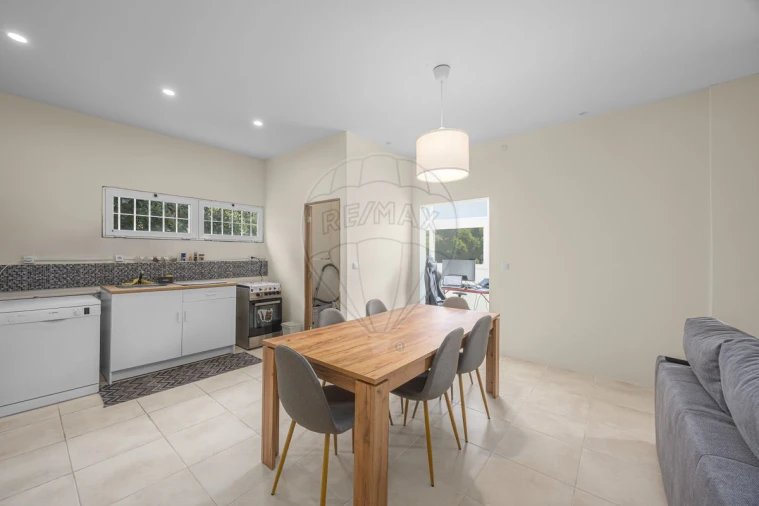 Moradia T6 para Venda em Cardosas Foto 26