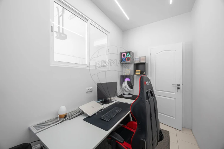 Moradia T6 para Venda em Cardosas Foto 18