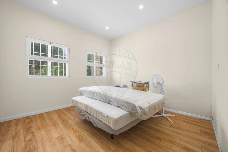 Moradia T6 para Venda em Cardosas Foto 24