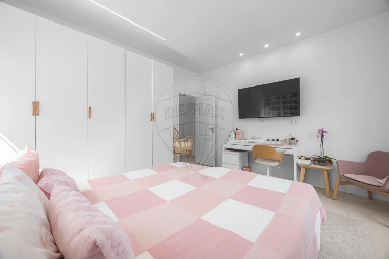 Moradia T6 para Venda em Cardosas Foto 20