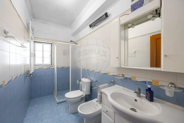 Moradia T6 para Venda em Cardosas Foto 11