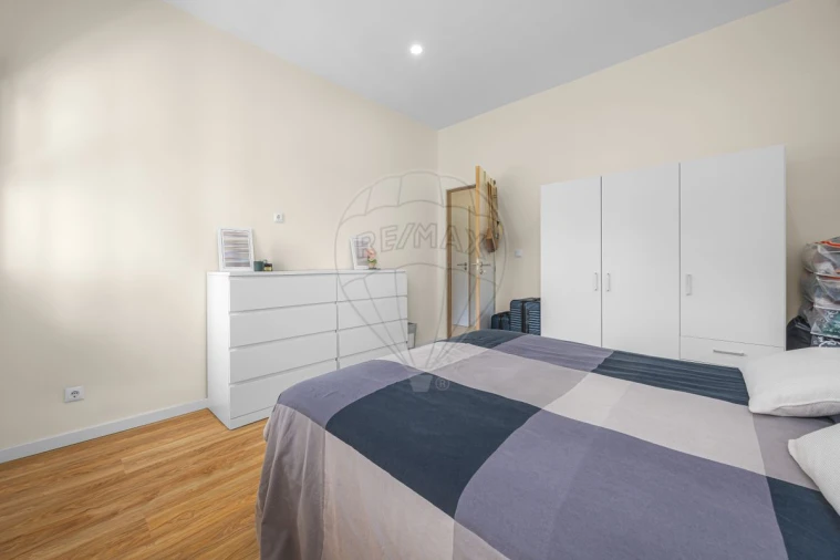 Moradia T6 para Venda em Cardosas Foto 23