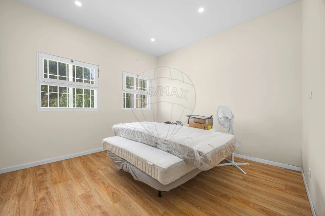 Moradia T6 para Venda em Cardosas Foto 24