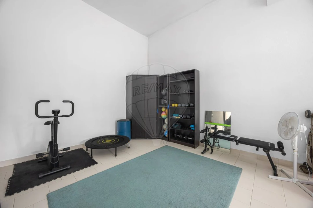 Moradia T6 para Venda em Cardosas Foto 21