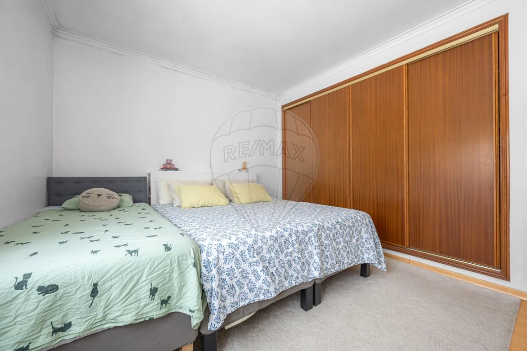 Moradia T6 para Venda em Cardosas Foto 15