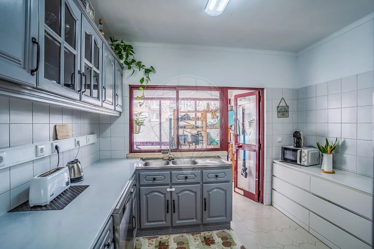 Apartamento T3 para Venda em Alcobaça e Vestiaria Foto 17