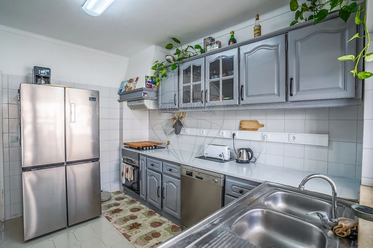 Apartamento T3 para Venda em Alcobaça e Vestiaria Foto 14