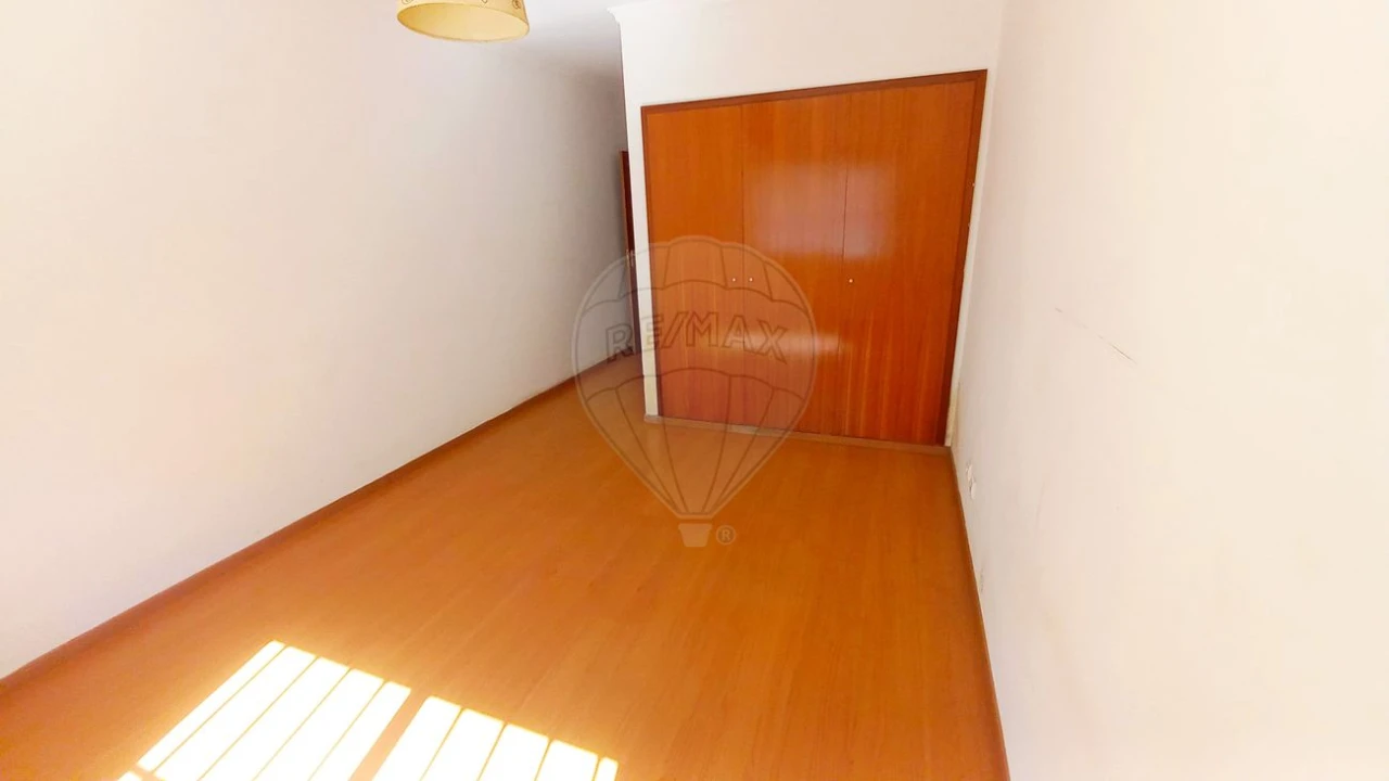 Apartamento T4 para Venda em Alto do Seixalinho, Santo André e Verderena Foto 11