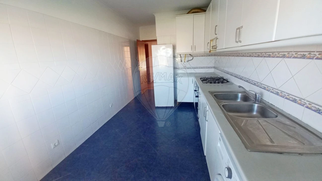 Apartamento T4 para Venda em Alto do Seixalinho, Santo André e Verderena Foto 2