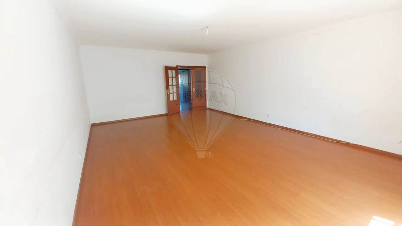 Apartamento T4 para Venda em Alto do Seixalinho, Santo André e Verderena Foto 16