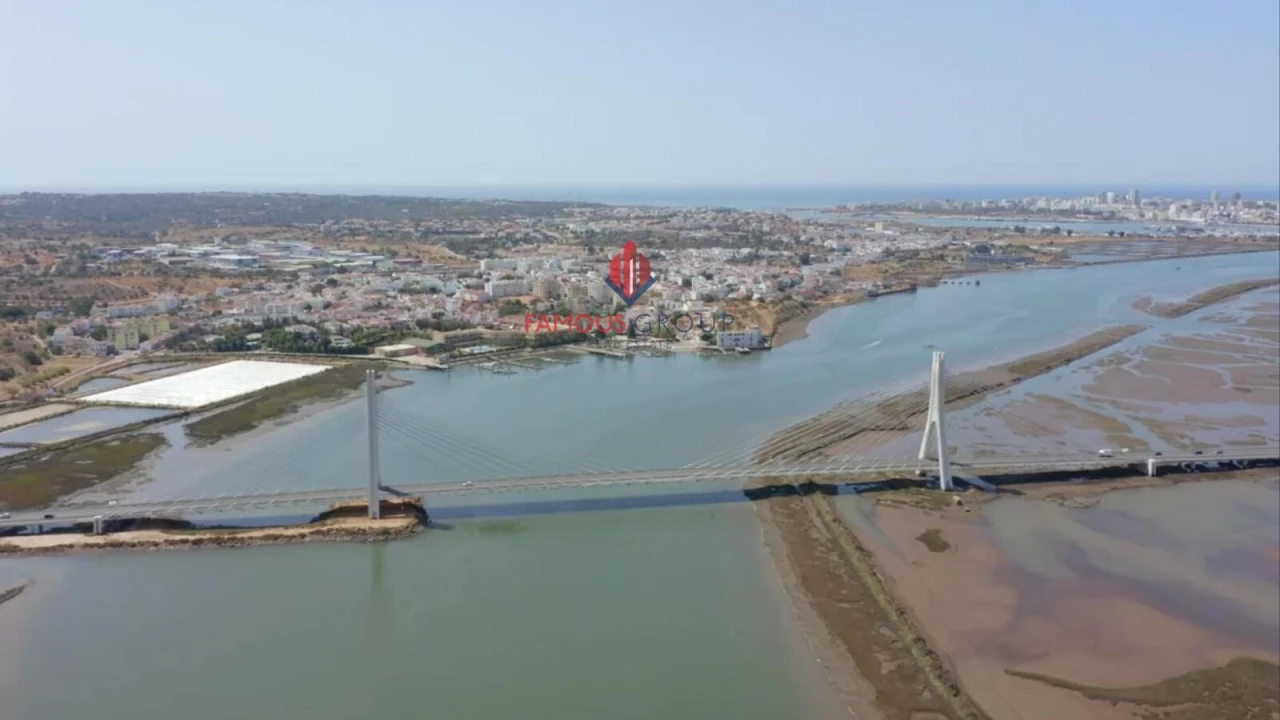 Moradia T3 para Venda em Alvor Foto 7