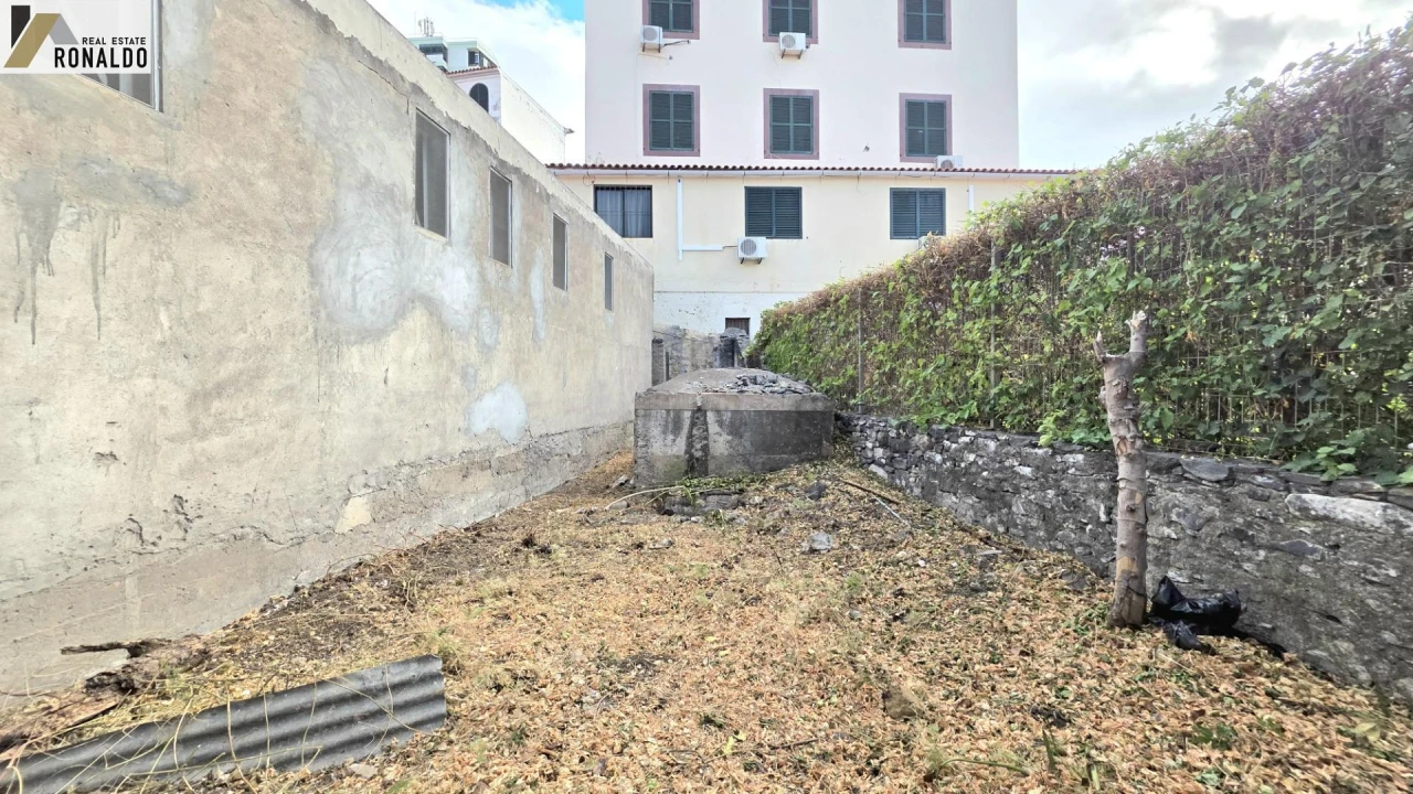 Prédio para Venda em Funchal (Santa Luzia) Foto 16