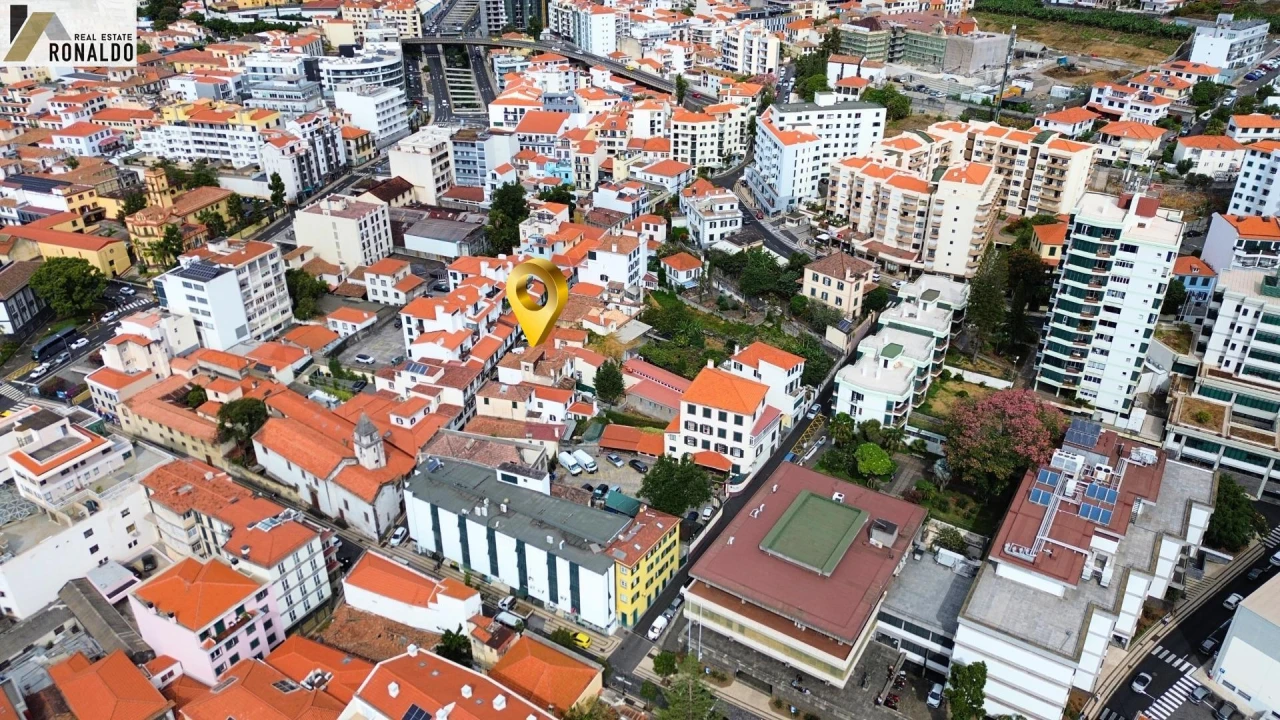 Prédio para Venda em Funchal (Santa Luzia) Foto 4