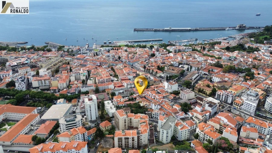 Prédio para Venda em Funchal (Santa Luzia) Foto 2