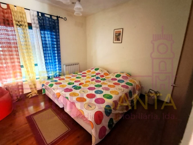 Moradia T3 para Venda em Ega Foto 22