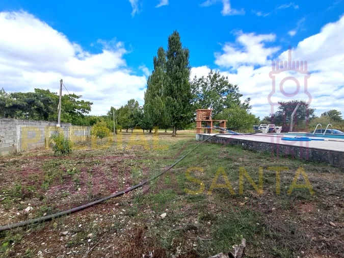 Moradia T3 para Venda em Ega Foto 19