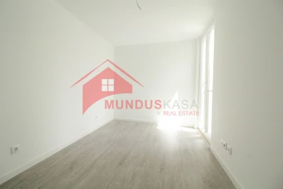 Apartamento T1 para Venda em Sesimbra (Santiago)