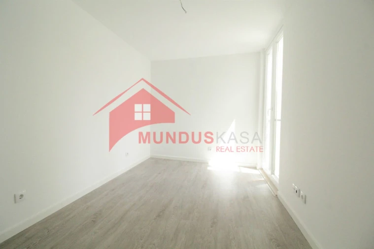 Apartamento T1 para Venda em Sesimbra (Santiago) Foto 8