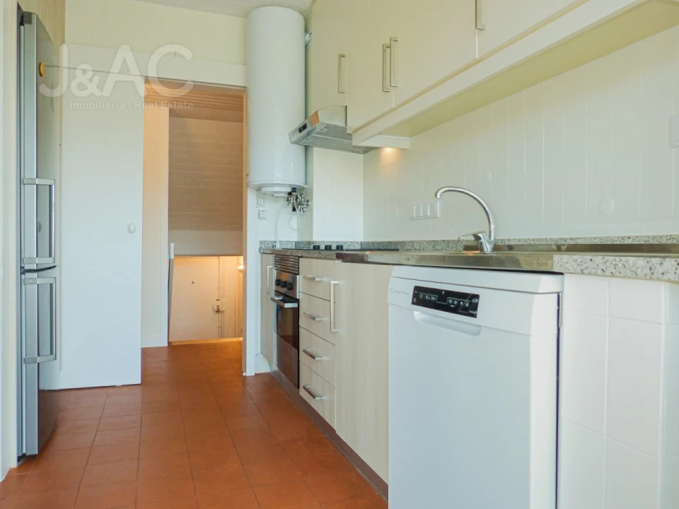 Apartamento T2 para Venda em Cascais e Estoril Foto 13