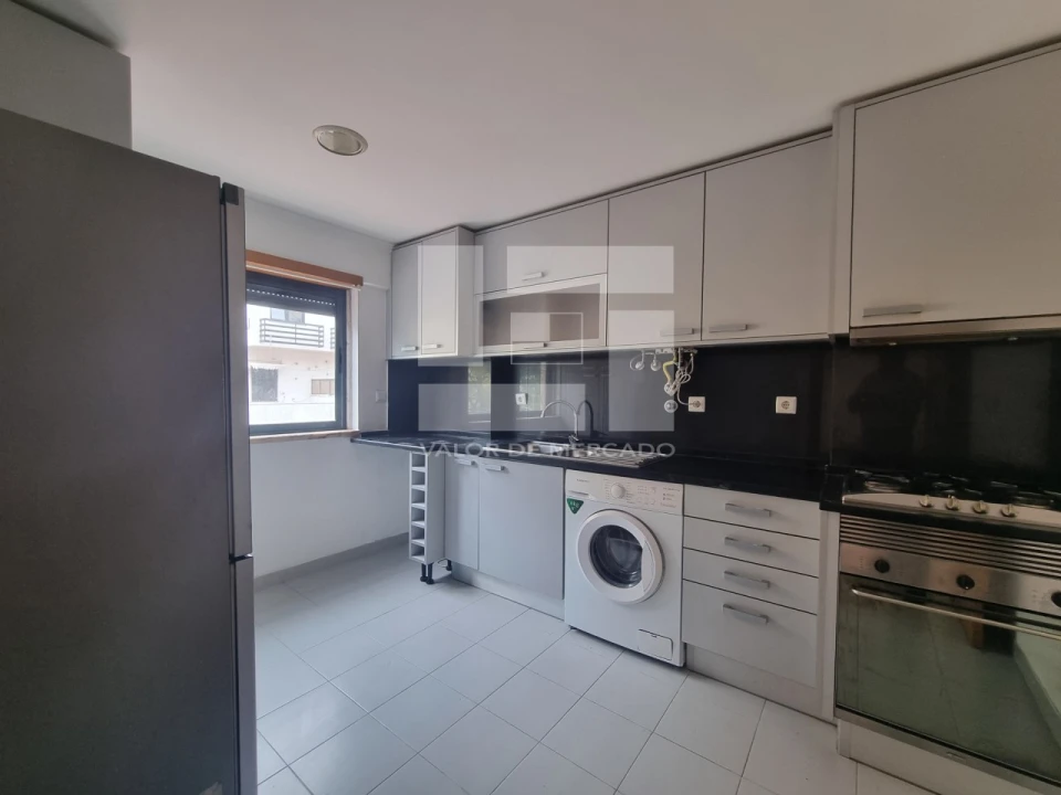 Apartamento T3 para Venda em Encosta do Sol Foto 7