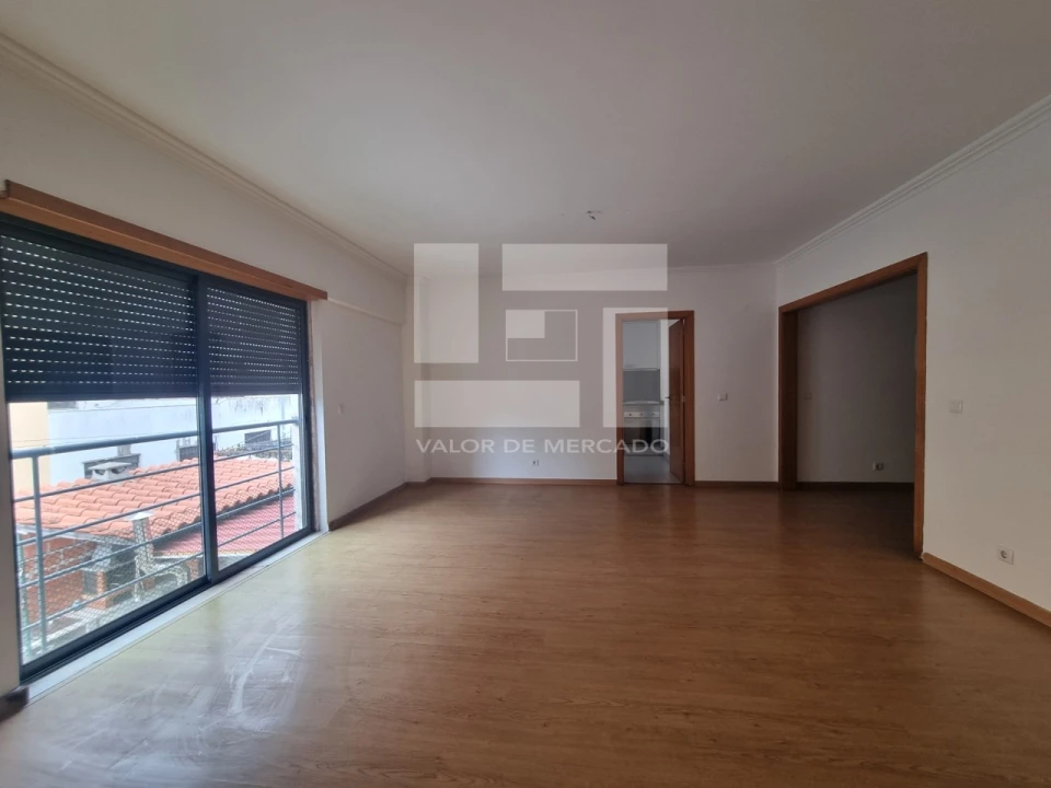 Apartamento T3 para Venda em Encosta do Sol Foto 3