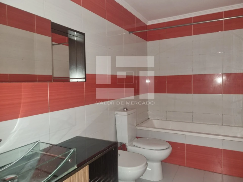 Apartamento T3 para Venda em Encosta do Sol Foto 9