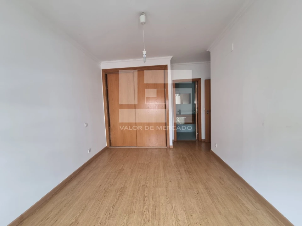 Apartamento T3 para Venda em Encosta do Sol Foto 12