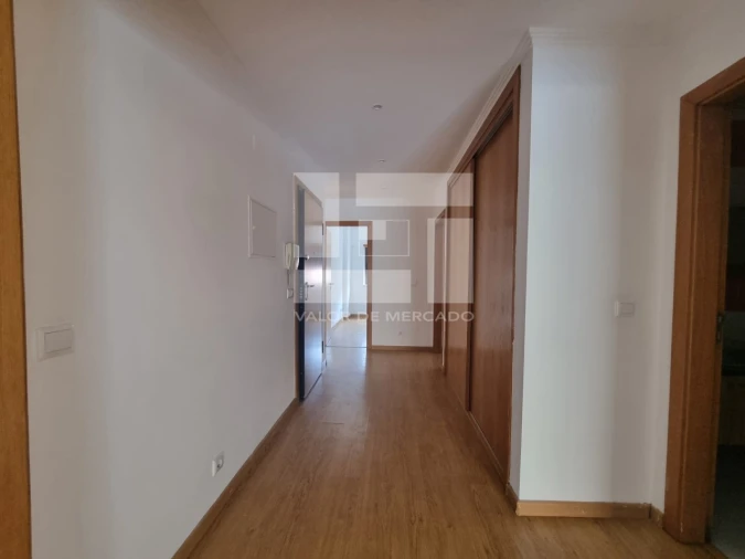 Apartamento T3 para Venda em Encosta do Sol Foto 4