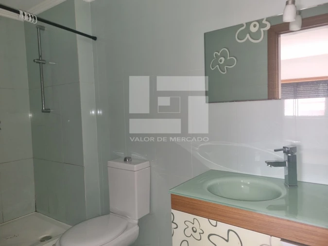 Apartamento T3 para Venda em Encosta do Sol Foto 13