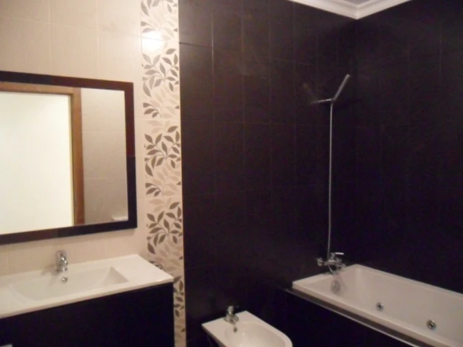 Moradia T3 para Venda em Duas Igrejas Foto 14