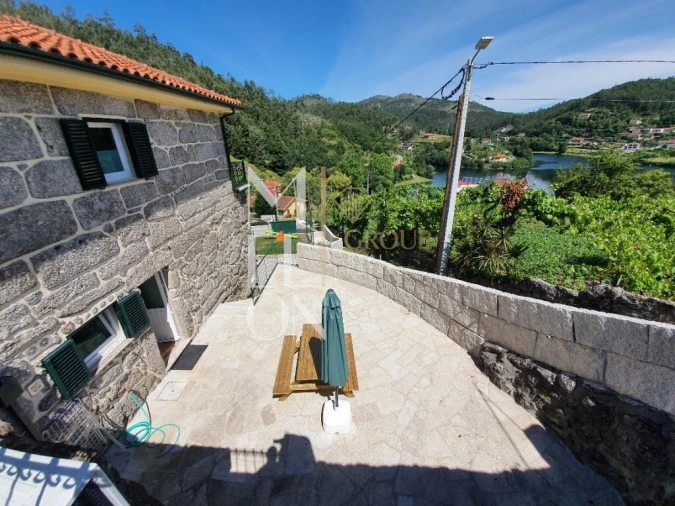 Quinta T9 para Venda em Mosteiro Foto 34