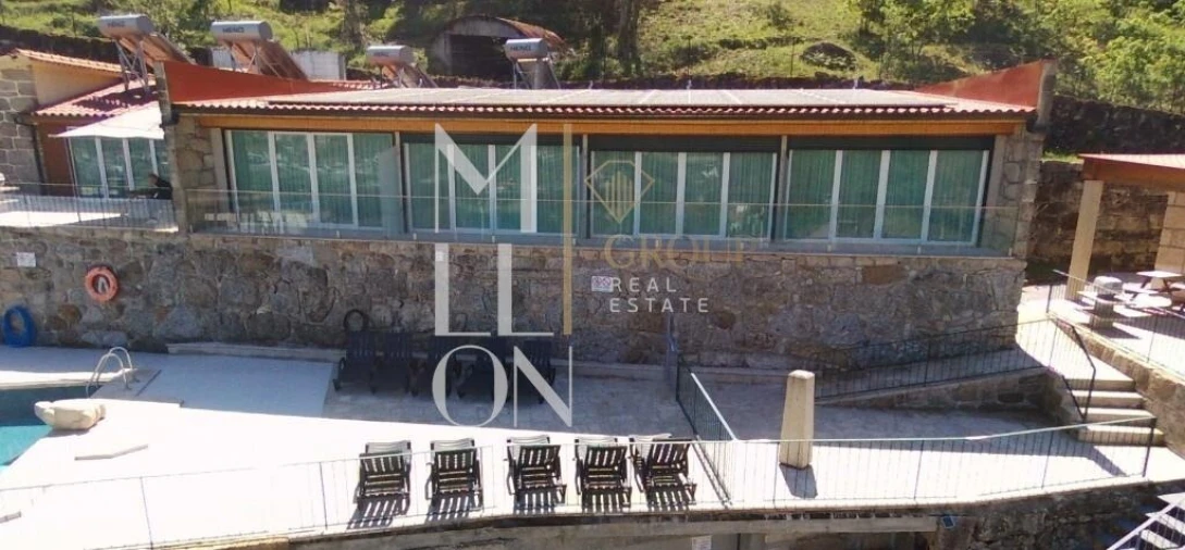 Quinta T9 para Venda em Mosteiro Foto 7