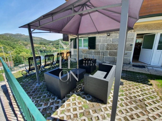 Quinta T9 para Venda em Mosteiro Foto 32