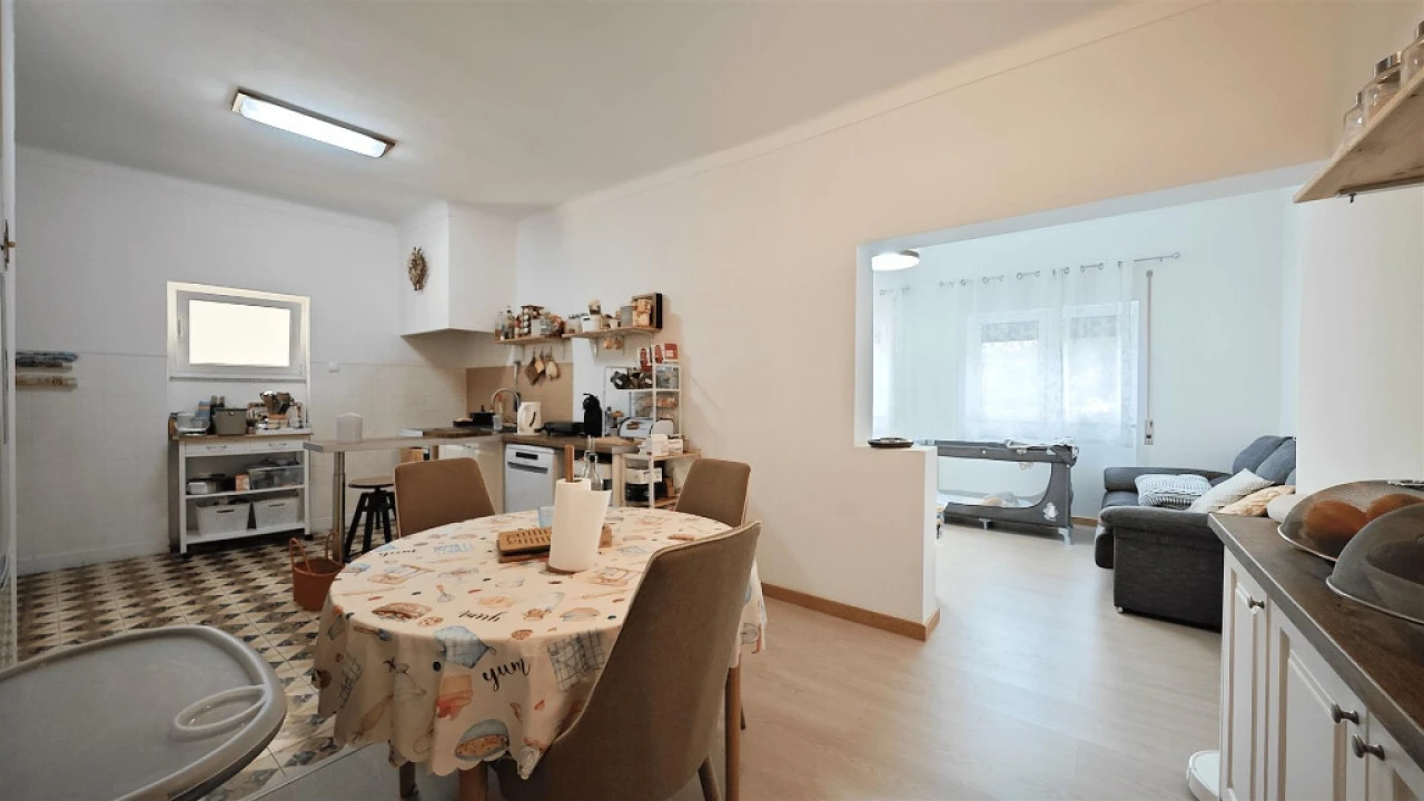 Moradia T3 para Venda em São Martinho de Árvore e Lamarosa Foto 3